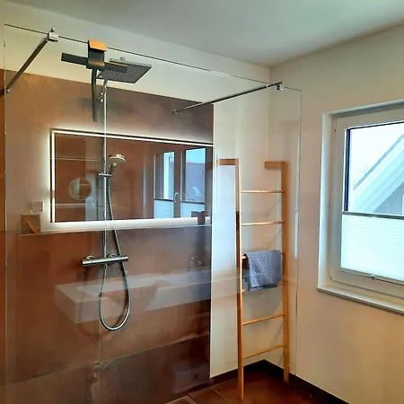 Apartmán Ferienhaeuser Ankerplatz 1 Und 2 Usedom Mit Sauna, Kamin Und Garten