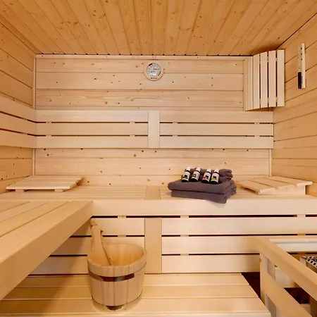 Ferienhaeuser Ankerplatz 1 Und 2 Usedom Mit Sauna, Kamin Und Garten