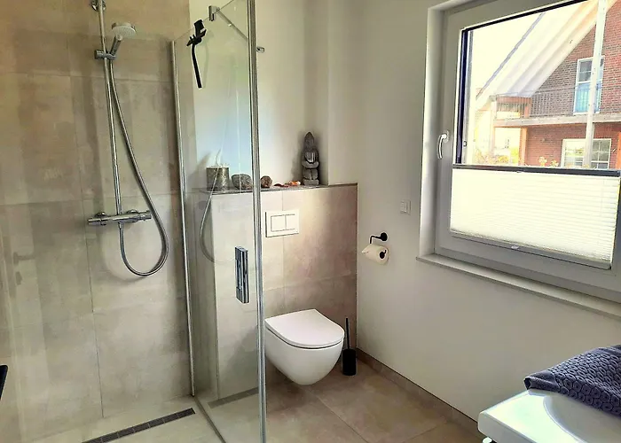 Apartment Ankerplatz 1 Und 2 Usedom Mit Sauna, Kamin Und Garten