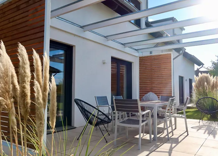 Apartment Ankerplatz 1 Und 2 Usedom Mit Sauna, Kamin Und Garten Krummin
