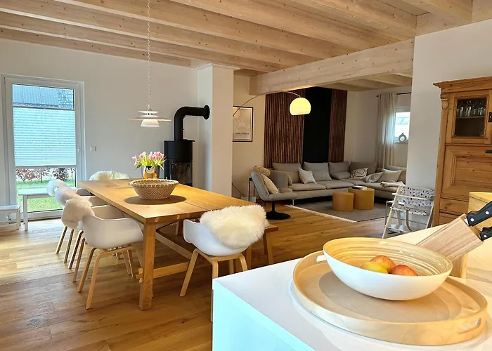 Apartment Ankerplatz 1 Und 2 Usedom Mit Sauna, Kamin Und Garten Krummin